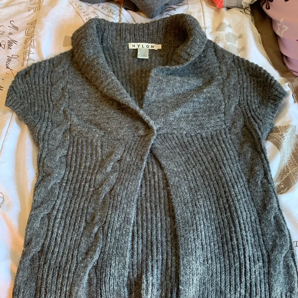 Cardigan - Picture 1 of 4